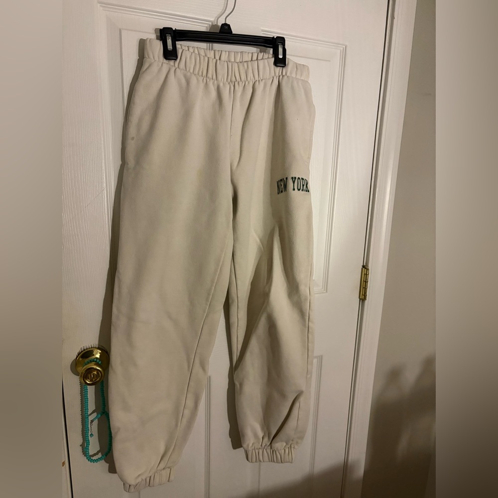 PacSun Off-White Joggers with New York Print